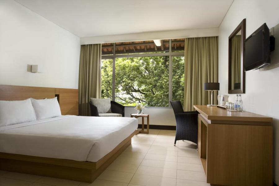 Hotel Santika Pasir Koja Bandung Exterior foto